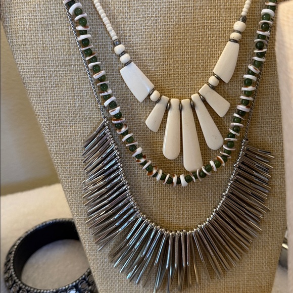 Come dig with me.  Unlisted gorgeousness in every price range. - Picture 4 of 17